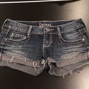 Decree Jean Shorts